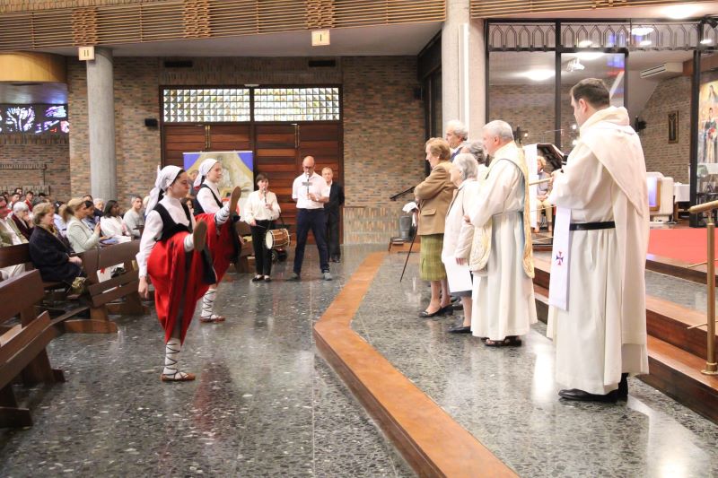 Hirukoiztarrak Algorta