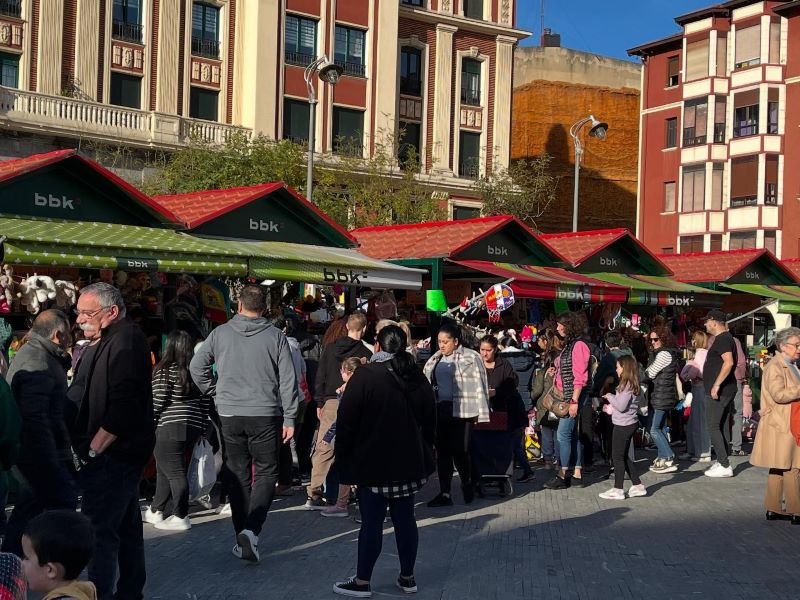 Mercadillo solidario Barakaldo