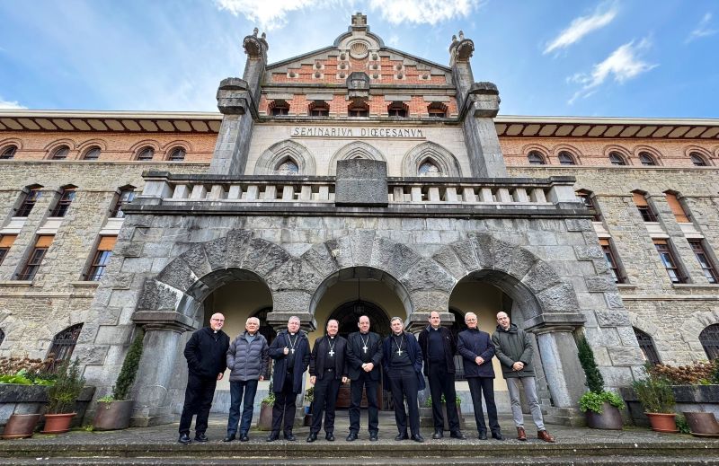 Obispos Euskadi y Navarra 2025