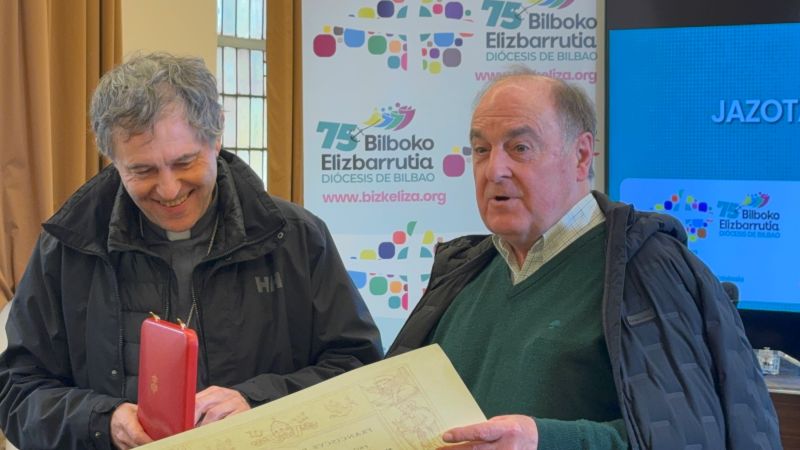 José Luis Iza (Pro Ecclesia et Pontifice)