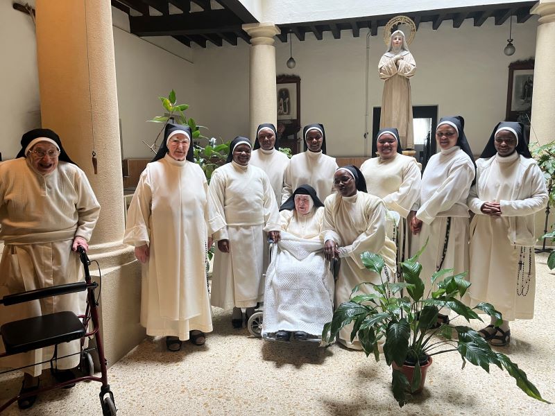 Las Dominicas de Elorrio en la celebración de la fiesta del san Valentín de Berriotxoa, el 4 de julio de 2024.