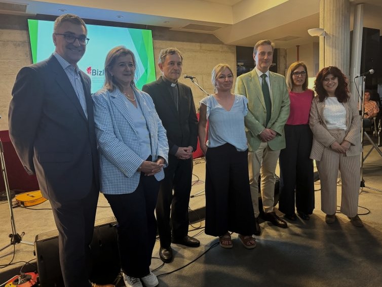 Gandarias Etxea, un hogar para jóvenes sin red familiar ni recursos